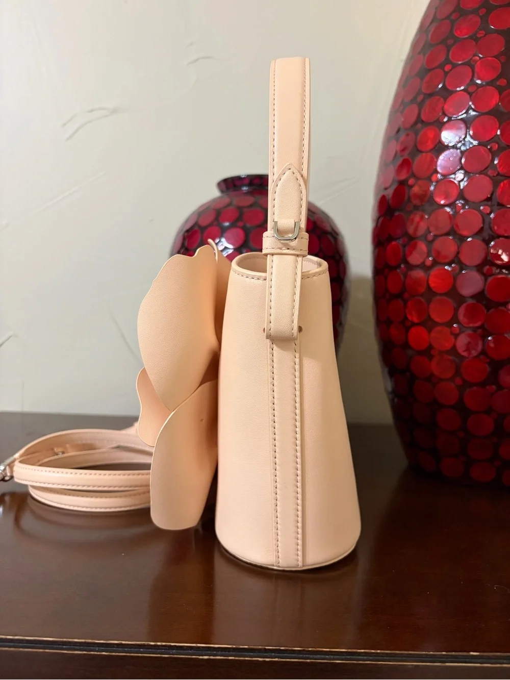 kate spade Flora Bucket Bag in Crisp Peach NWT MSRP $449